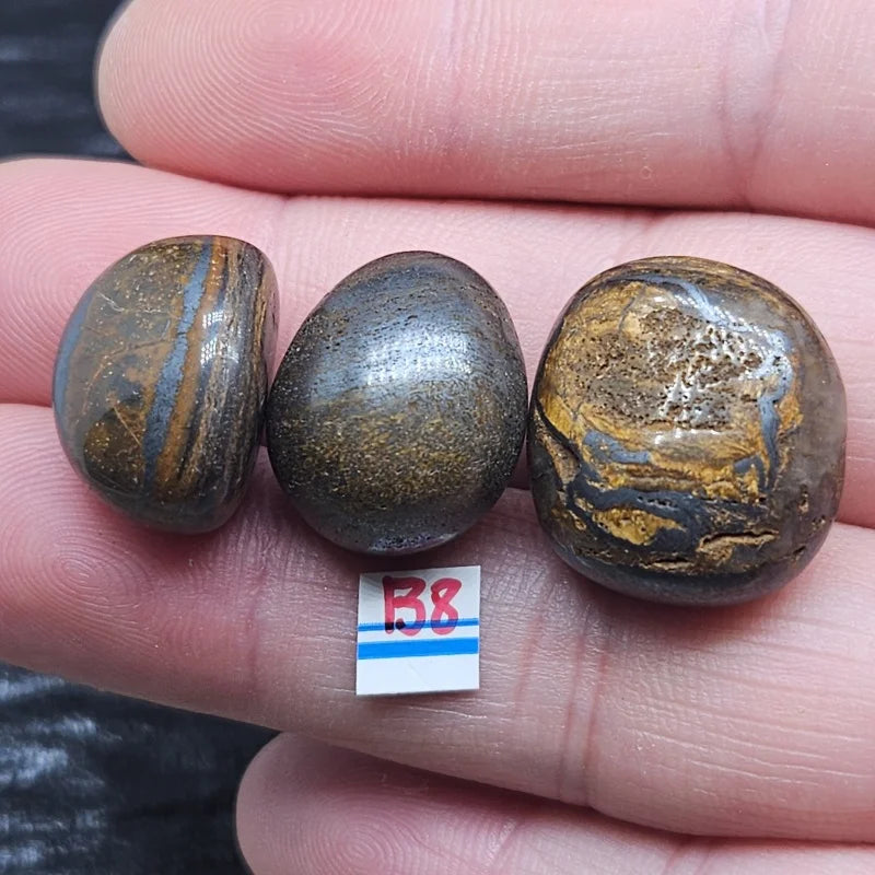 EARTH EMBRACE – Natural Iron Tiger Eye Chakra Energy Stone for Garden